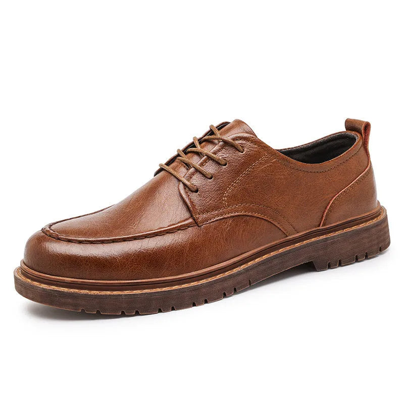 Men's brown leather casual shoes with round toe and low-top design