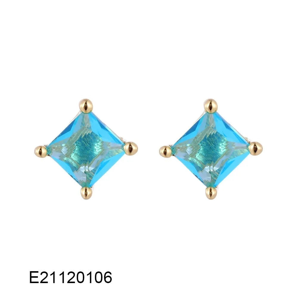 Brass gold-plated drop-shaped zircon earrings with pear silhouette on copper base