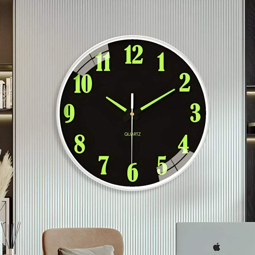 20cm luminous wall clock with modern design in plastic construction
