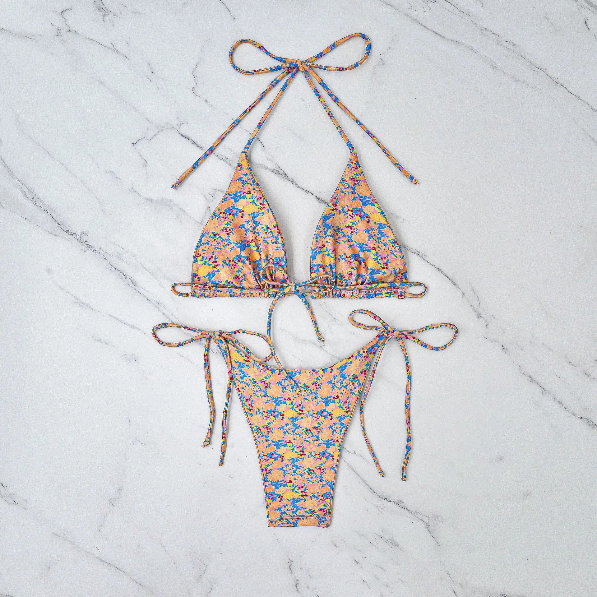 Lace-up bikini swimsuit with backless design and split style briefs in picture colour