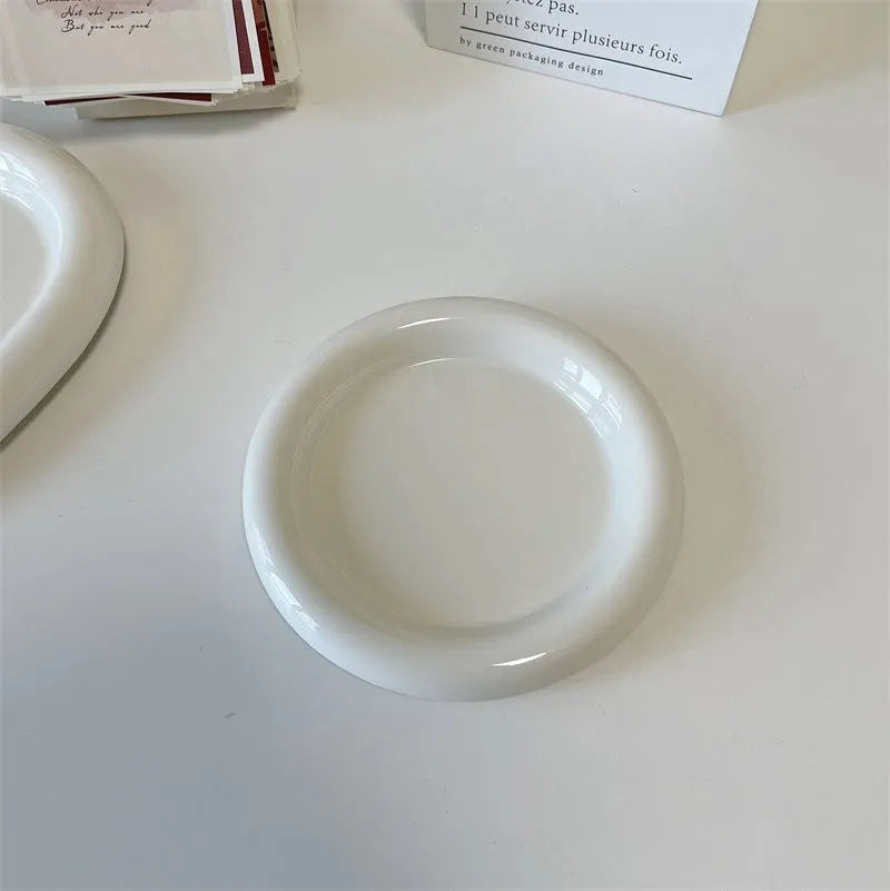 White ceramic plate with bear or doodle design in 15cm or 20cm round size