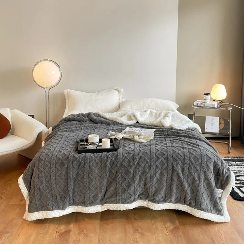 Winter thermal flannel blanket in polyester taffeta measuring 180x200cm available in nine colours