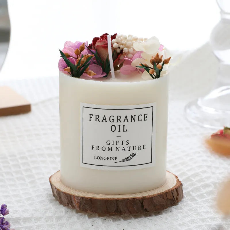 Dried flower decorative aromatherapy candle with nine scent options and wooden chip base