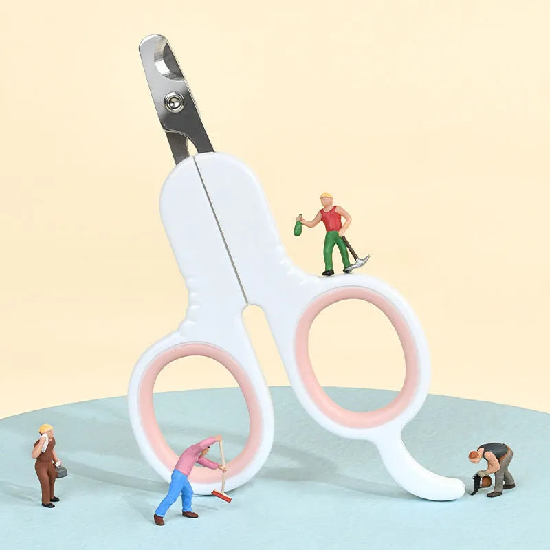 Professional grey pet nail clippers with curved tips and a rubberised ergonomic handle.