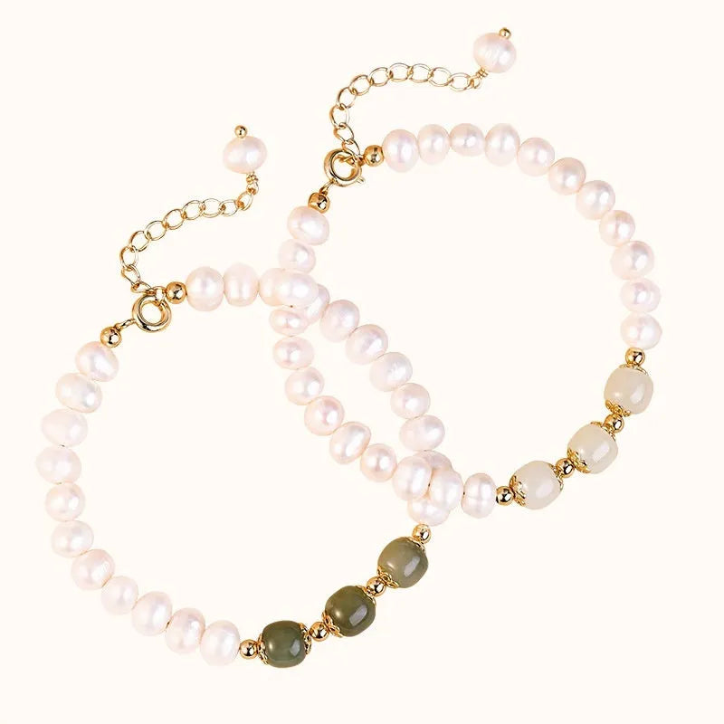 Diamond-shaped freshwater pearl bracelet with Hetian jade electroplating in Korean jewellery style