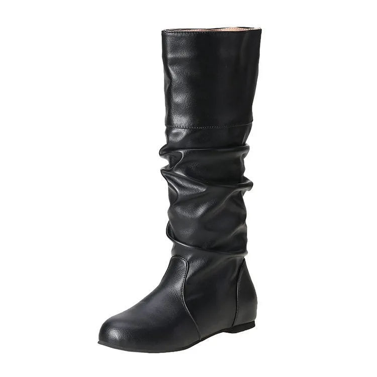 Women's slip-on flat ankle boots in artificial PU leather with high shaft and rubber sole