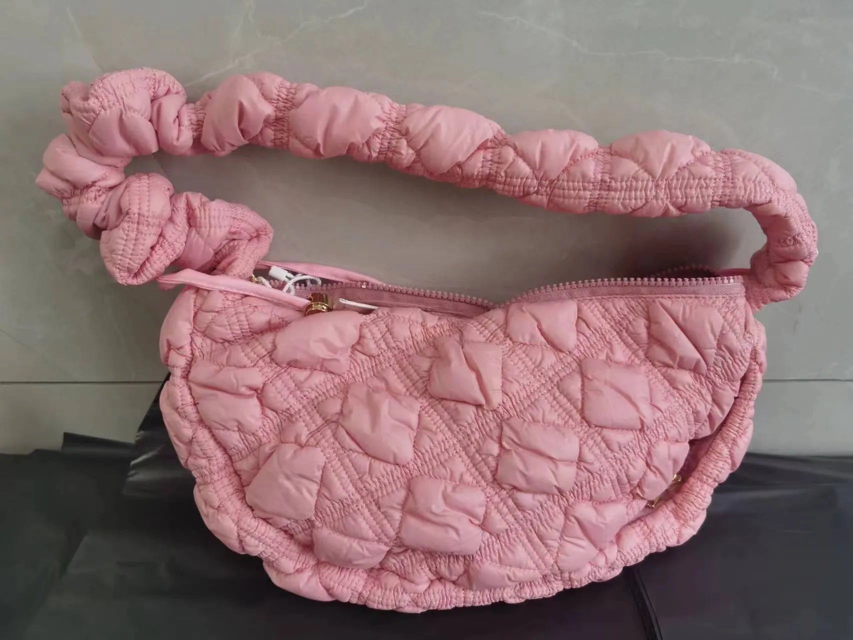 Women's casual nylon messenger bag in a solid colour with a long shoulder strap