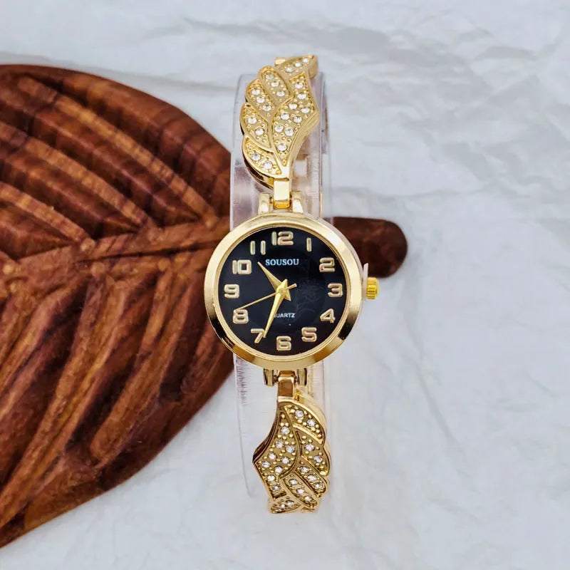 Women's stainless steel watch with round dial and vachette clasp buckle in gold colour option