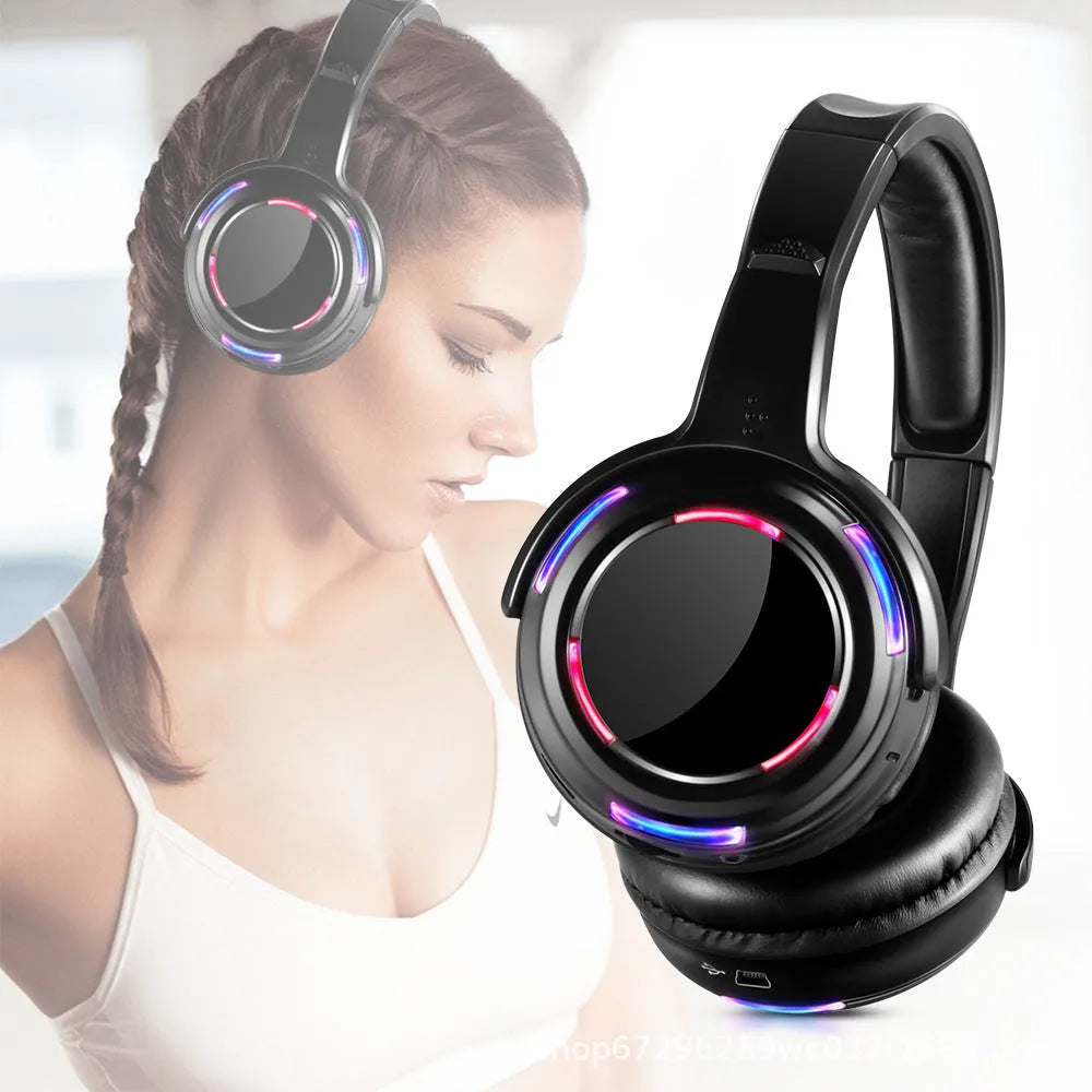 Black silent disco wireless headphones with 40mm drivers and 3.5mm plug
