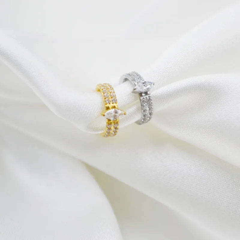 Titanium steel heart-shaped zircon earrings in gold or silver colour, 1.2x8mm size