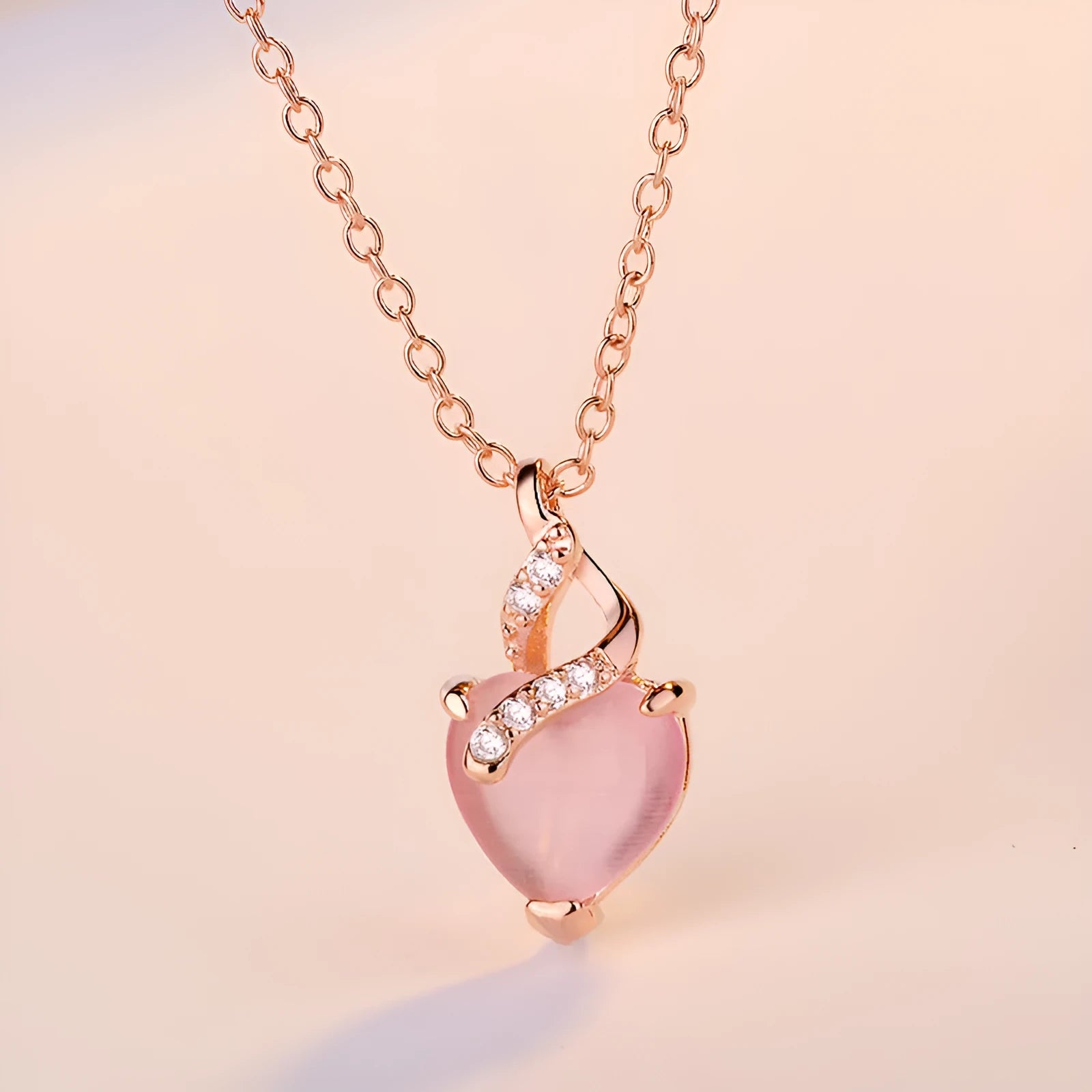 Heart-shaped synthetic crystal pendant necklace with rose gold electroplated copper chain