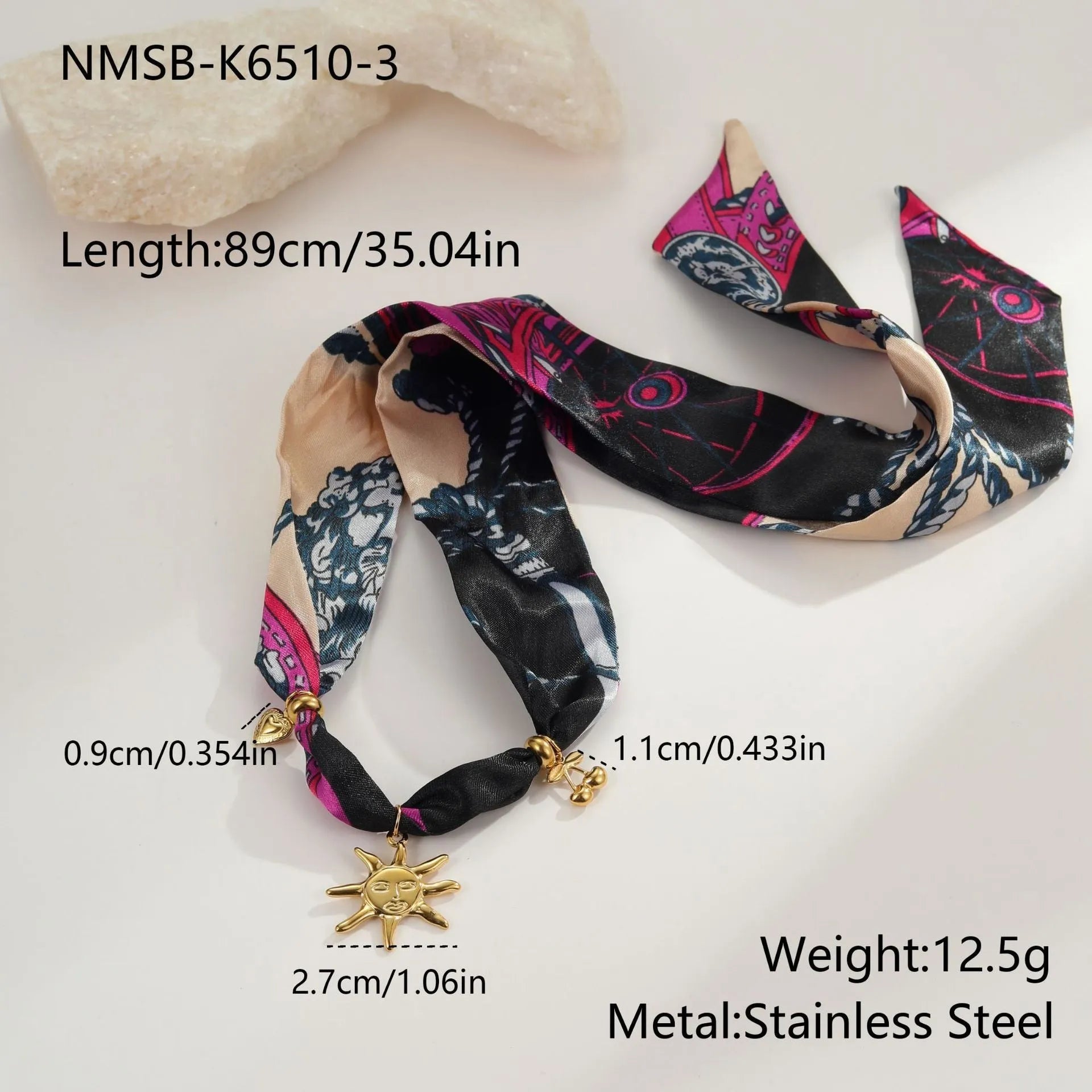 Stainless steel geometric pendant necklace with regular chain for autumn and winter scarf wear