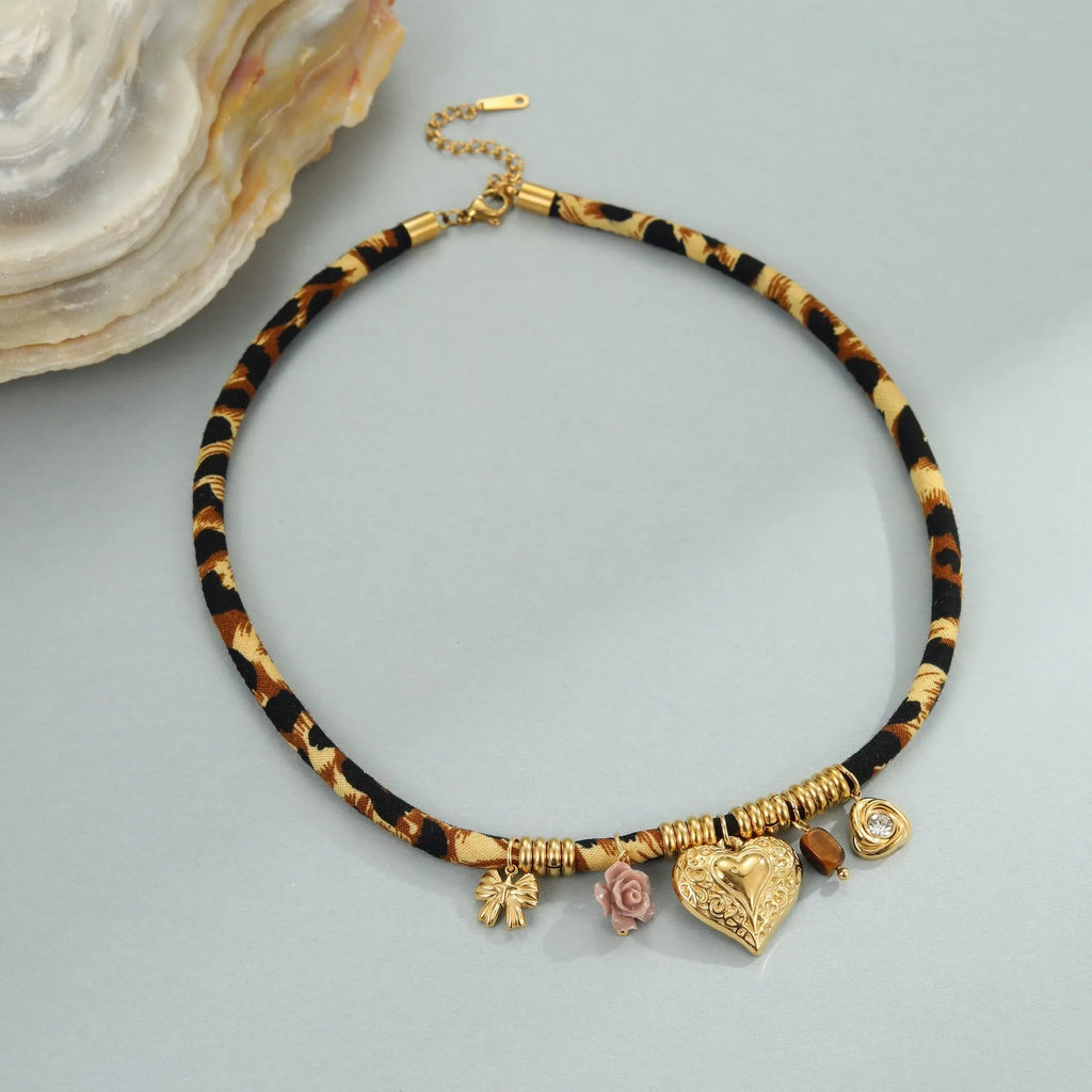 Leopard Series stainless steel necklace with geometric pendant on adjustable chain