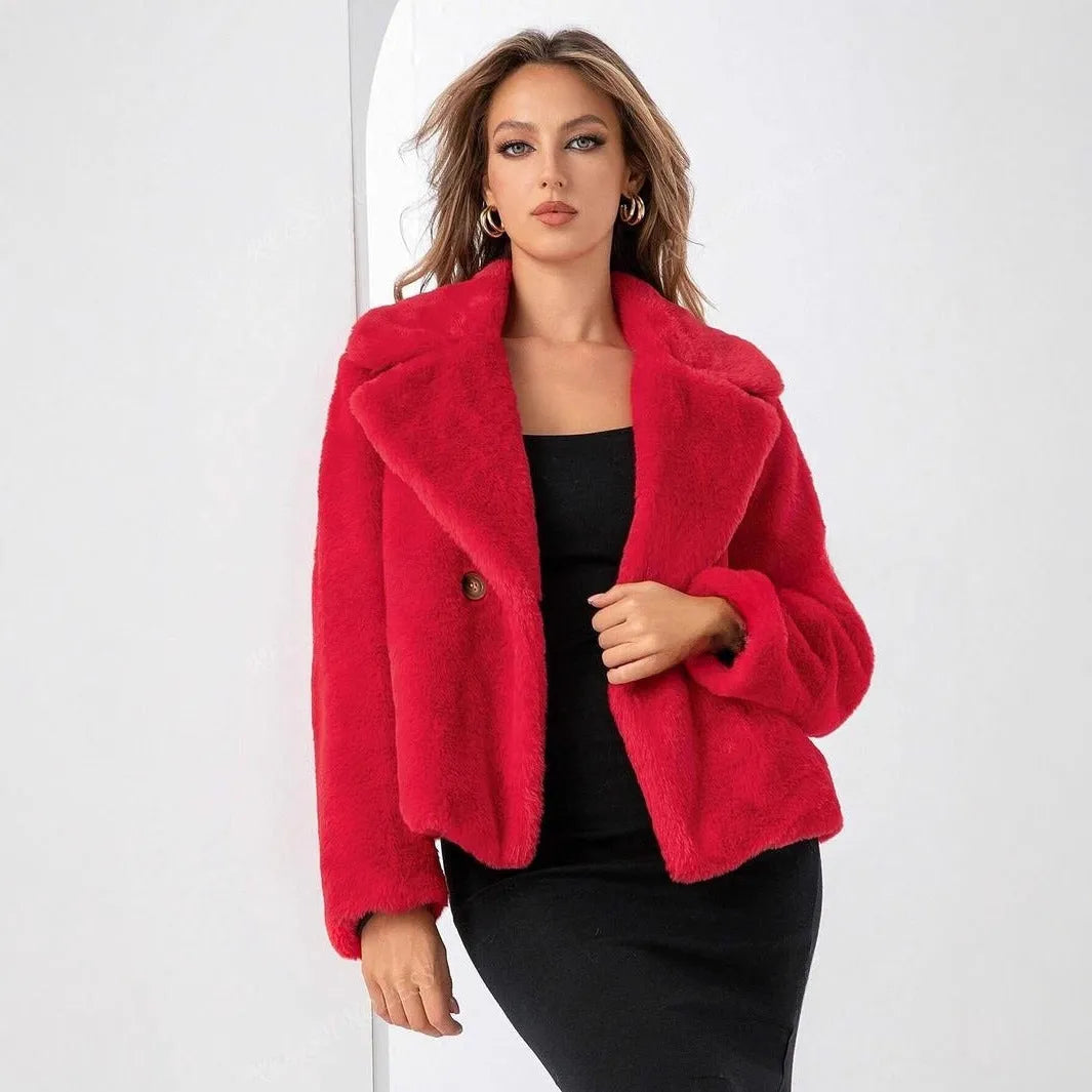 Women's short faux fur coat in loose fit with regular sleeves shown in available colours